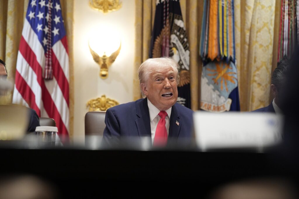 Trump aseveró que los ataques en territorio venezolano comenzarán "muy pronto" (VIDEO)