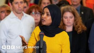 Trump llama «basura» a los somalíes antes de lanzar una operación contra los migrantes de la nación africana en Minneapolis