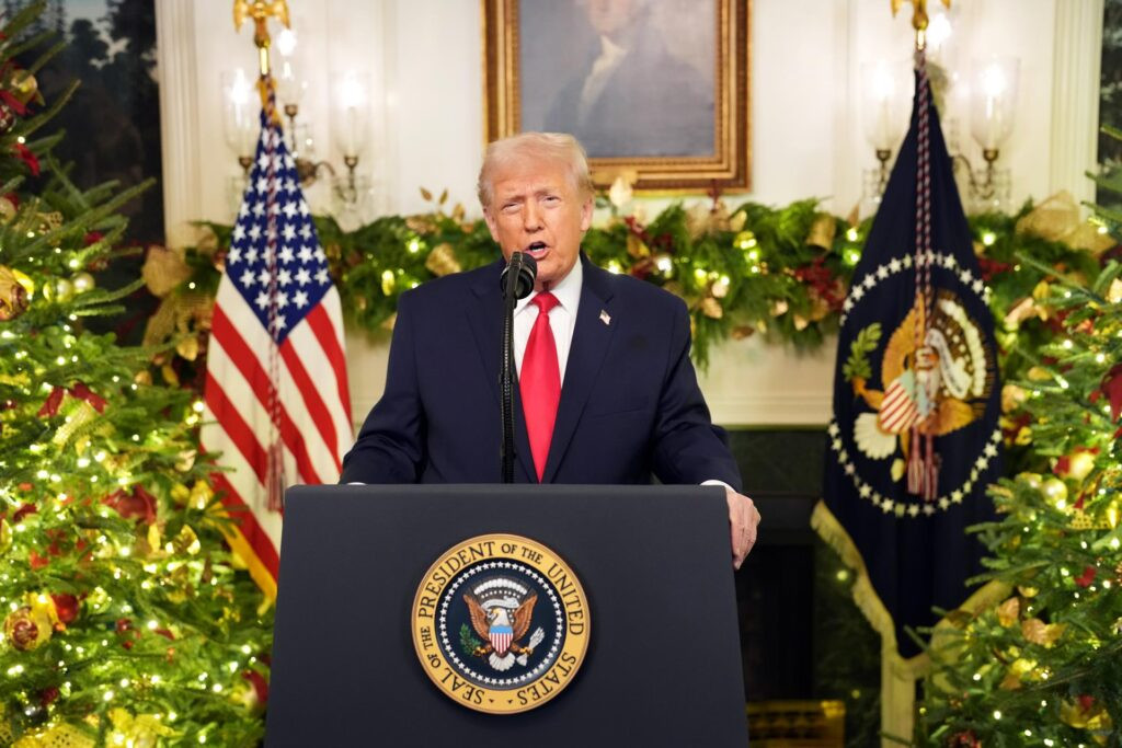 Trump pasa Nochebuena y Navidad en su residencia privada en Florida - AlbertoNews