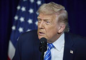 Trump quita peso a las nuevas maniobras militares de China en torno a Taiwán – AlbertoNews