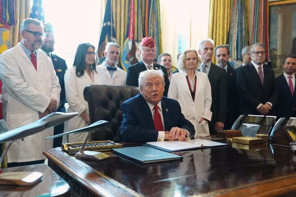 Trump reiteró que no necesita autorización del Congreso de EEUU para realizar ataques en Venezuela (VIDEO)