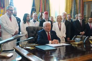 Trump reiteró que no necesita autorización del Congreso de EEUU para realizar ataques en Venezuela (VIDEO)