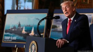 Trump vuelve a atacar y amenazar a Maduro – DW – 23/12/2025