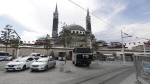 Turquía detiene a 357 sospechosos de ser miembros de Estado Islámico | elperiodico.com