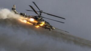 Un avión de transporte militar ruso An-22 se estrella en un embalse y deja siete muertos | elperiodico.com