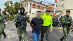 Un cabecilla de las disidencias de las Farc se entregó al Ejército en Nariño, desconociendo que tenía una orden judicial vigente: fue capturado