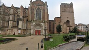 Un hombre hiere a cuchilladas a dos adolescentes en Toulouse | elperiodico.com