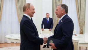 Un representante de EEUU se reúne con Vladimir Putin en Moscú para evaluar la propuesta de paz de Donald Trump