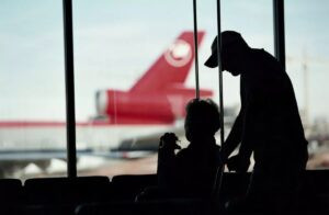 Una familia intentó embarcar a una mujer de 89 años muerta en un vuelo