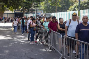 Venezolanos destinan al menos 40% de sus ingresos a gastos del hogar