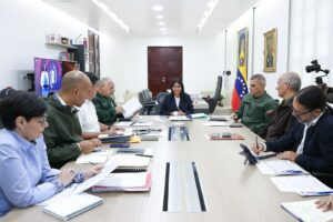 Venezuela denuncia retención de un nuevo buque petrolero privado