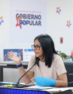 Vicepresidenta Rodríguez instala Taller Comunal: Recursos para el pueblo