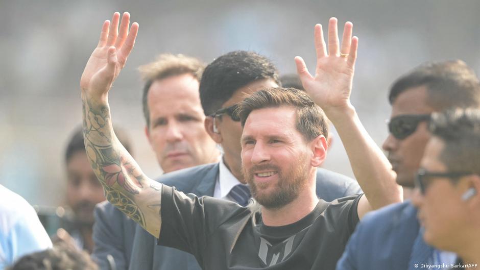 Visita de Messi a estadio de Calcuta termina en disturbios – DW – 13/12/2025