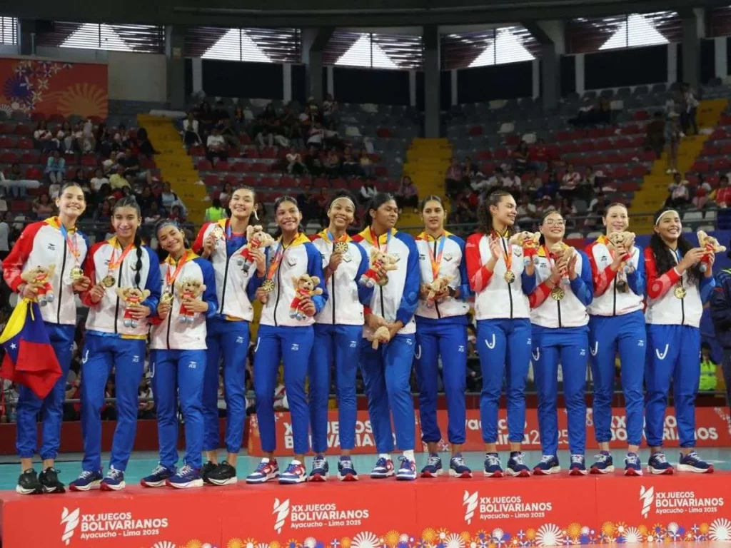 Voleibol femenino obtuvo medalla de oro en los Juegos Bolivarianos 2025 – Diario El Luchador
