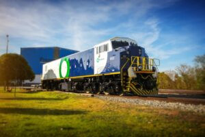 así es la locomotora a baterías más grande del mundo