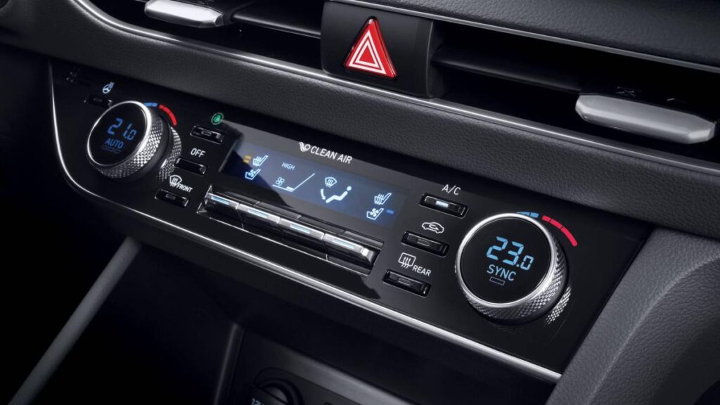 como usar (bien) estos tres 'olvidados' modos del climatizador de tu coche
