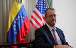 es necesario un acuerdo internacional para presionar la salida de Maduro