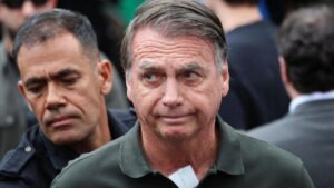 la Justicia autorizó una salida controlada de Jair Bolsonaro para una cirugía durante las fiestas