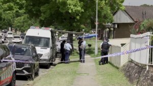 la policía encontró explosivos y banderas de ISIS en un auto vinculado a un atacante de Bondi Beach