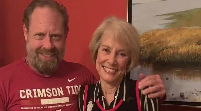 mata brutalmente a su madre "incitado por Chat GPT" Mundo