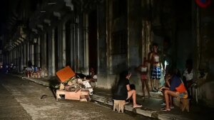 EEUU planea un bloqueo naval y total para Cuba: No entrará nada