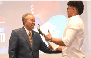 ¡Histórico! Juan Soto gana el premio Juan Marichal 2025