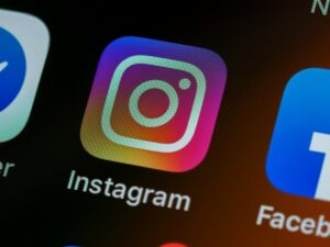 ¿Cuáles son los famosos más influyentes por publicación en Instagram?