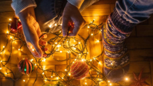 ¿Cuánta energía consumen las luces de Navidad y cómo afectan la factura?
