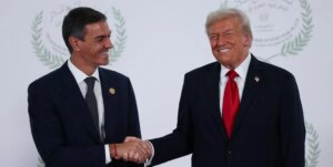 ¿En qué se parece la política exterior del trumpismo a la del sanchismo?
