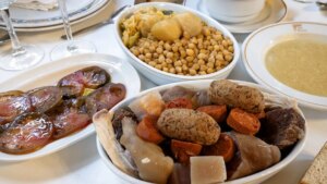 El pueblo de León con el mejor restaurante para disfrutar del cocido maragato según los expertos