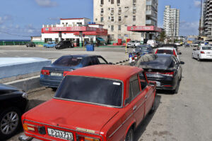 Cuba afrontará una «grave crisis» en pocas semanas si no recibe más petróleo