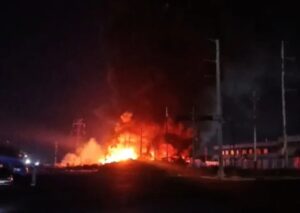 A Cabello no le gustó que Petro los dejara «en la calle» tras incendio en Primazol