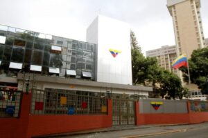 A Freddy Ñáñez también le quitaron la presidencia del canal complaciente del régimen