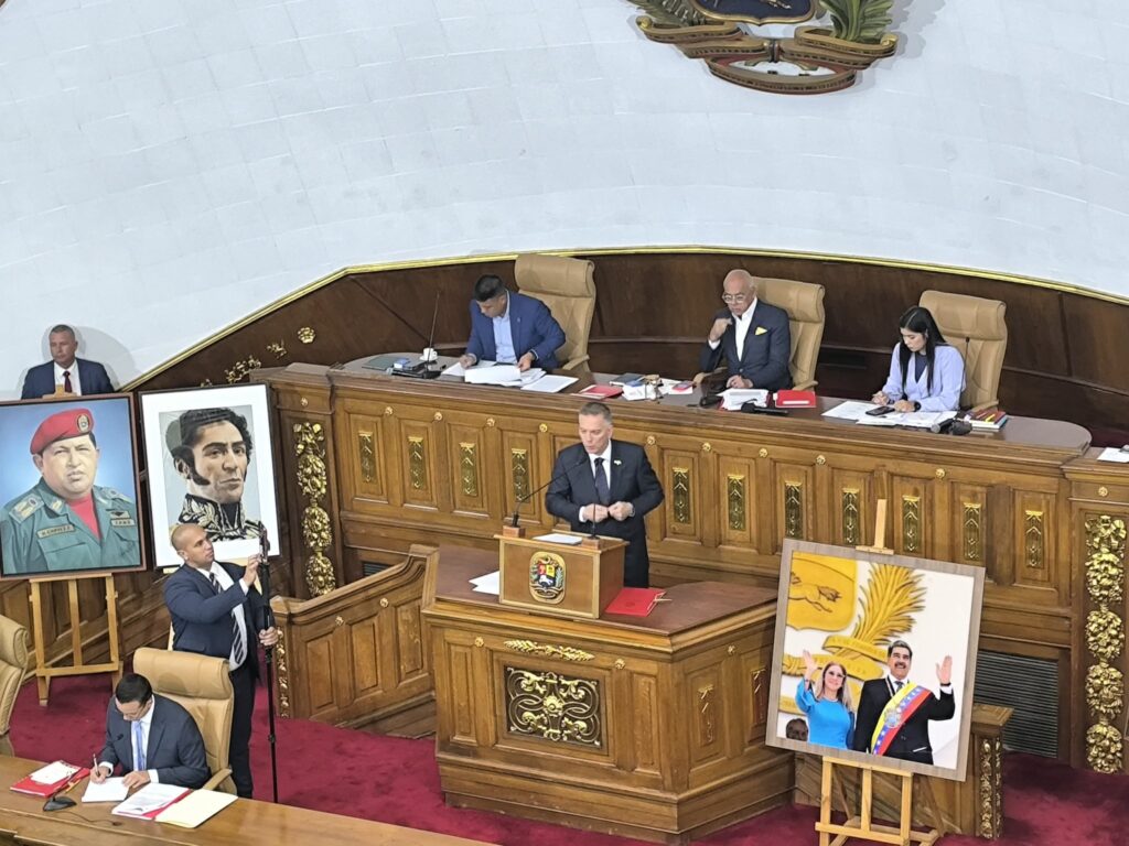 AN aprueba en primera discusión reforma de la Ley de Hidrocarburos con el voto salvado de opositores