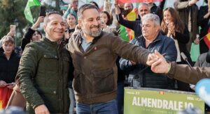 Abascal afirma que Vox entrará en el Gobierno de Extremadura con una vicepresidencia y varias consejerías