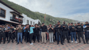 Activan despliegue de seguridad en La Guaira