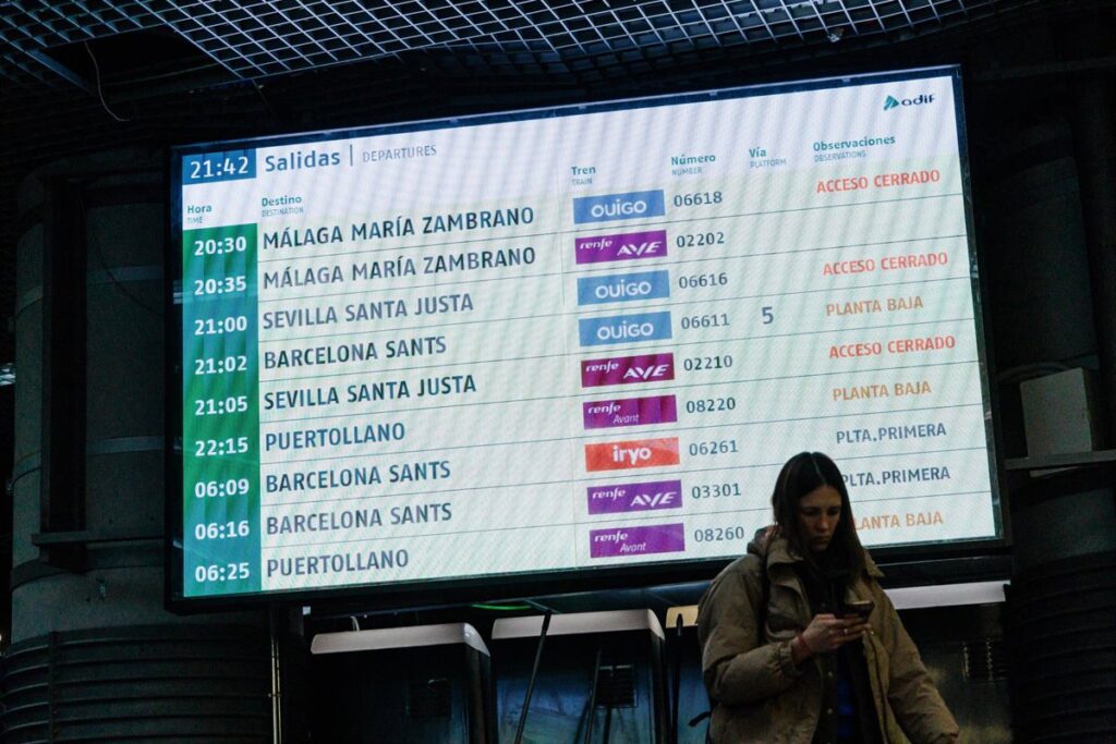 Adif suspende la circulación de trenes de alta velocidad entre Madrid y Córdoba, Sevilla, Málaga y Huelva este lunes