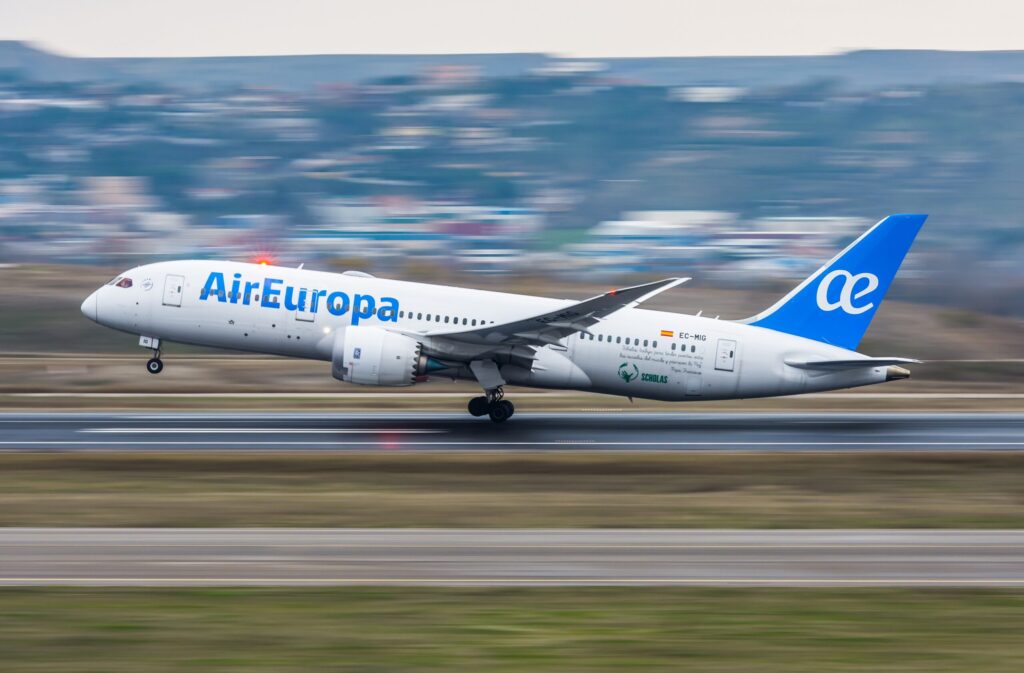 Air Europa prolonga suspensión de vuelos entre Madrid y Caracas