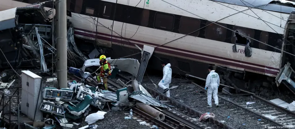Al menos 39 personas mueren en nueva tragedia ferroviaria en España