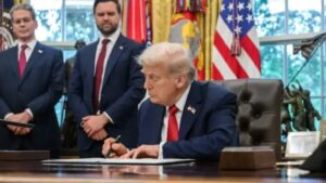 Aranceles de Trump golpean a consumidores de EEUU