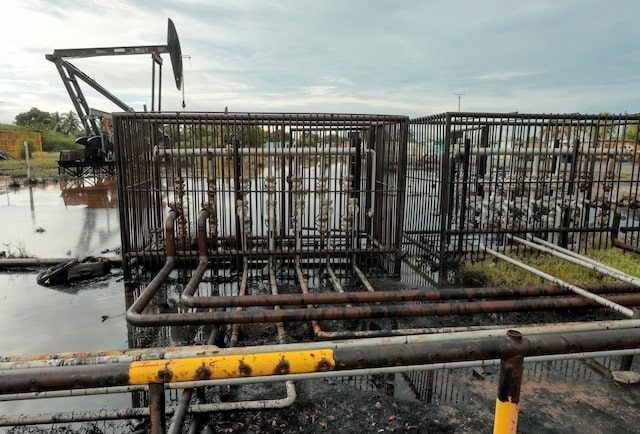 Bancos venezolanos recibirán 300 millones de dólares de ingresos petroleros para vender en el mercado cambiario