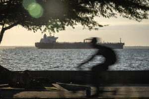 Bloomberg | Venezuela dice tener más de 300.000 millones de barriles de petróleo, pero expertos discrepan – AlbertoNews