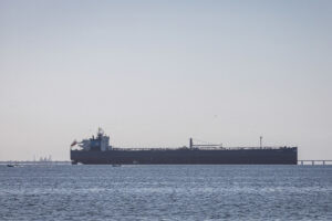 Buque con petróleo pesado venezolano zarpó hacia Luisiana