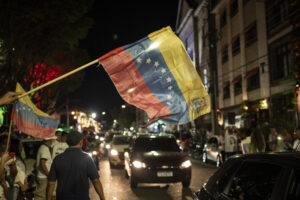 CNN | Aun sin Maduro, la diáspora venezolana sigue dudando en volver - AlbertoNews