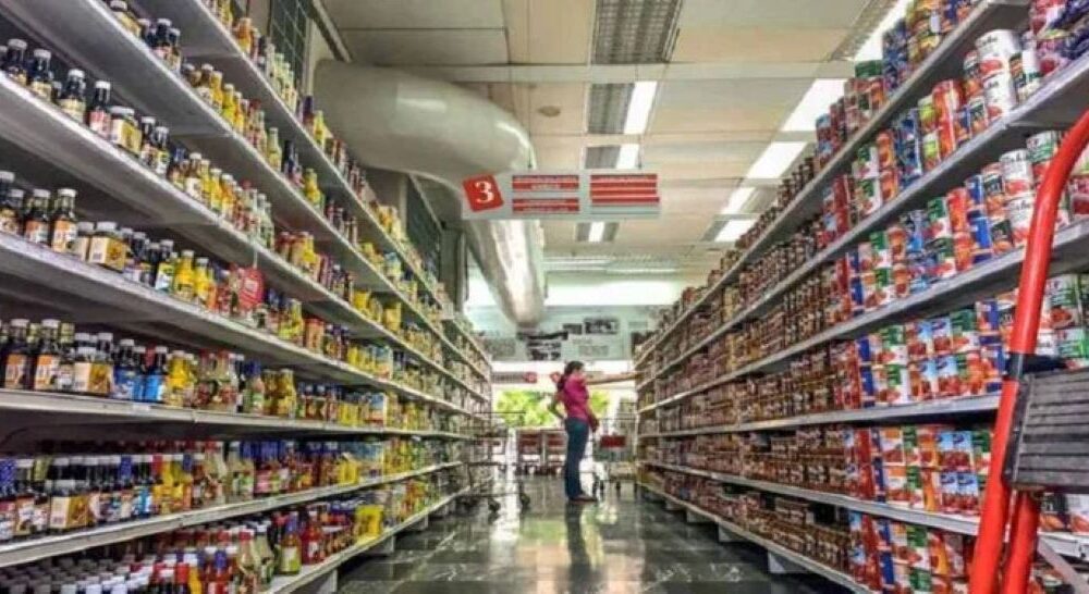Caída del dólar no se traduce aún en precios más bajos - Agencia Carabobeña de Noticias