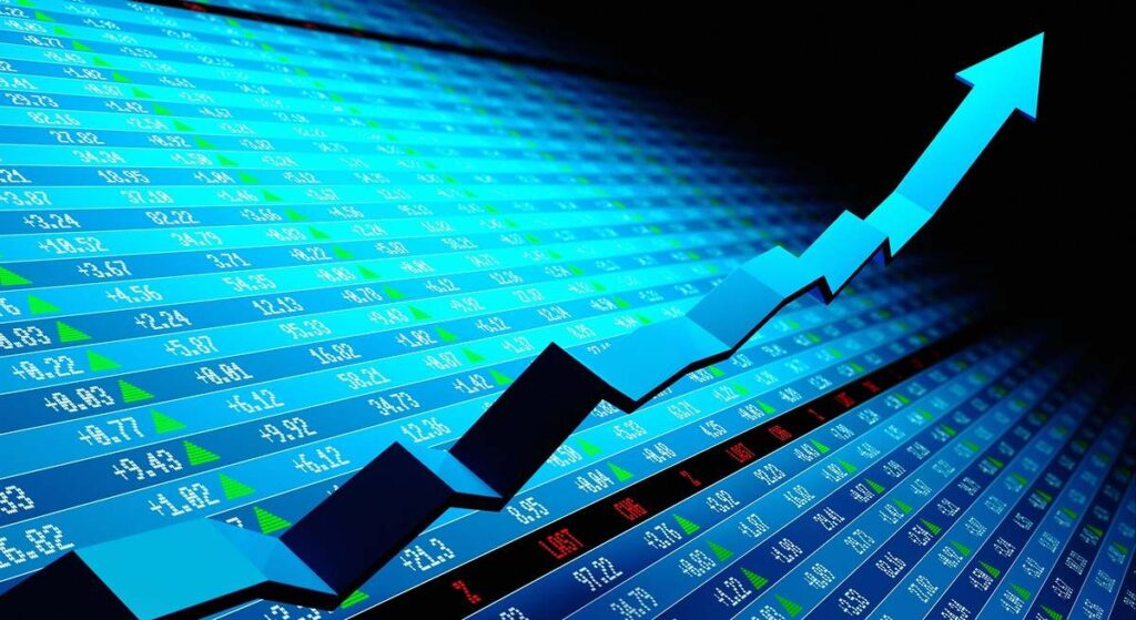 CaixaBank se distancia aún más de Santander y BBVA en el patrimonio de los fondos de inversión