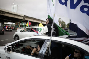 Candidatos presidenciales buscan apoyo en la jornada previa de elecciones en Costa Rica – AlbertoNews