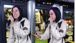 Cantante en TransMilenio sorprendió con su talento al cantar música llanera