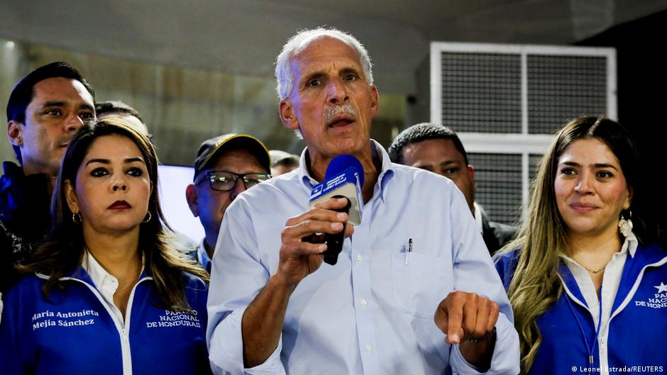 Castro desea suerte a Asfura previo a investidura