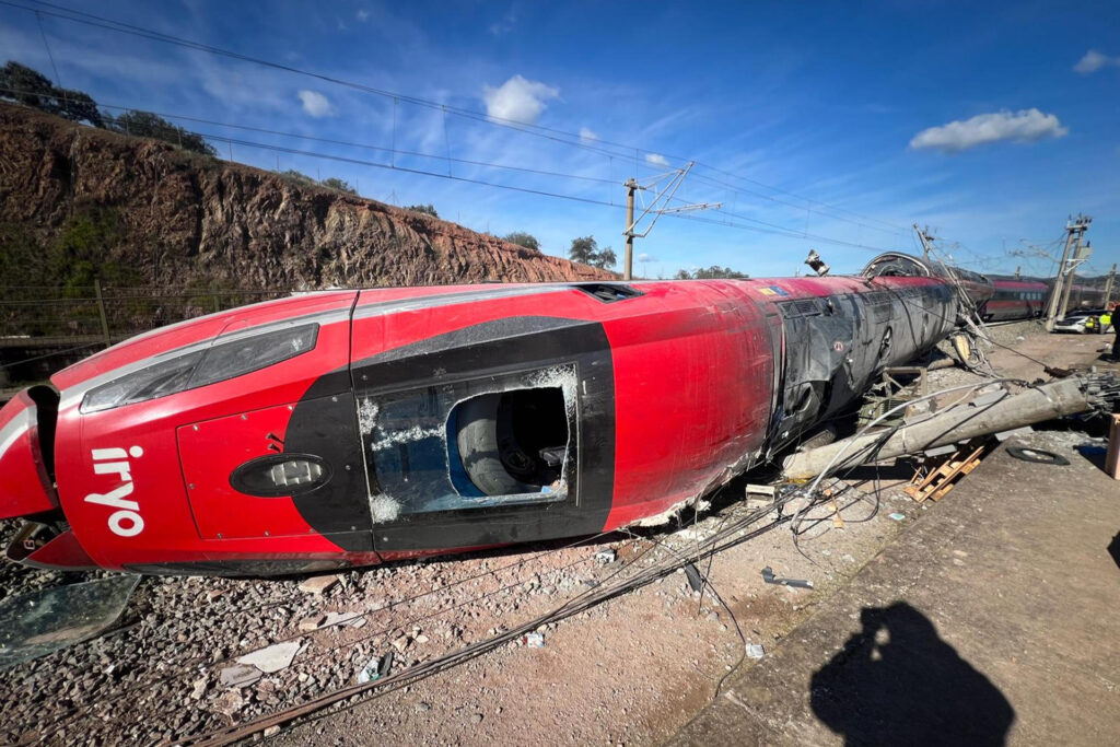 Chile expresa "su pesar" por víctimas fatales y heridos en accidente ferroviario de España - AlbertoNews